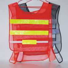 紅國豆服飾休閑用品廠 專業生產反光衣、購物袋、洗衣籃及服裝鞋帽